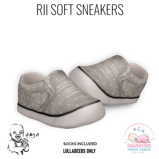 [E]. OMO SNEAKS+SOCKS TINEE 