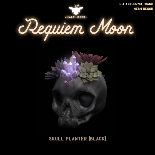 +Half-Deer+ Requiem Moon - Skull Planter (Black)