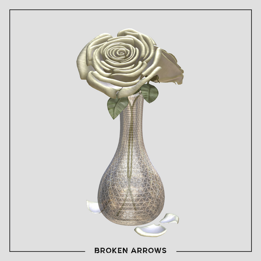 BROKEN ARROWS - Daphne - Roses - White 