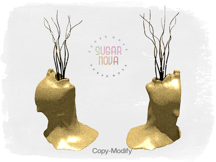 SN - Spitting Lights Statue