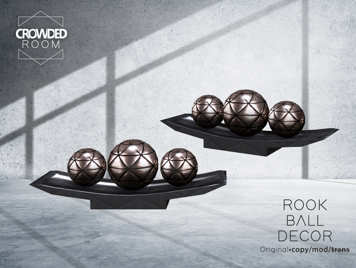 Crowded Room - Rook Shiny Ball Decor 