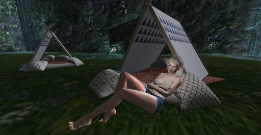 floorplan. sleepover tent gacha / triangular 1