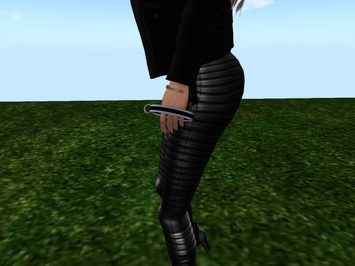 Second Life Marketplace Leash Holder