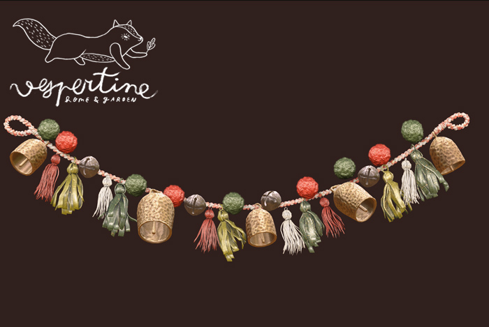 {vespertine} - knick knack mantel garland / candy cane