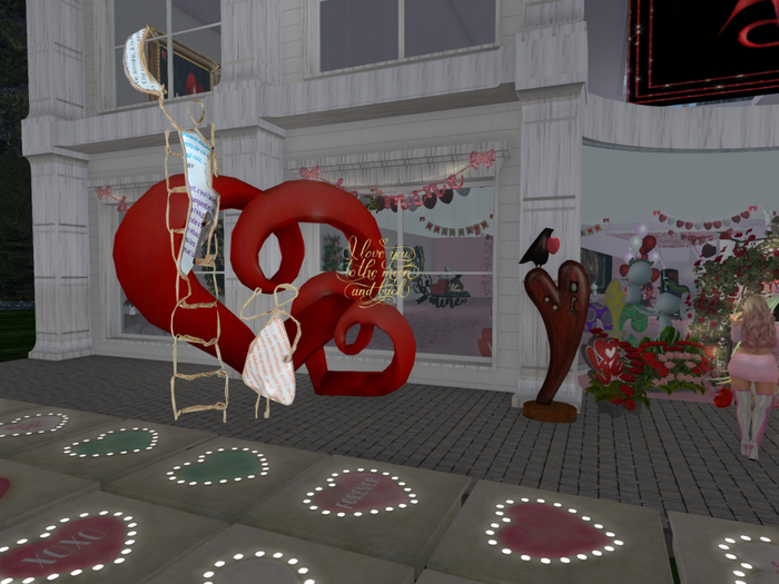 23 valen couple moon heart