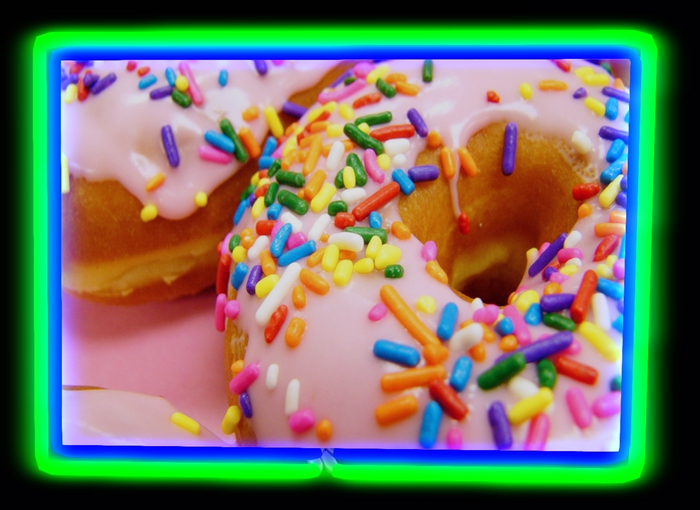 Pink Donut neon sign