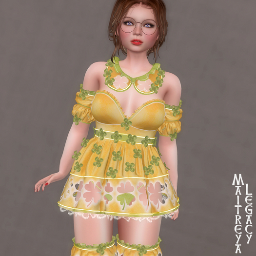 * Clover * Orange Outfit *