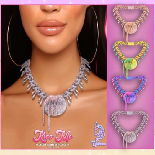 #UNIVERSA - Kiss Me Necklace - Golden
