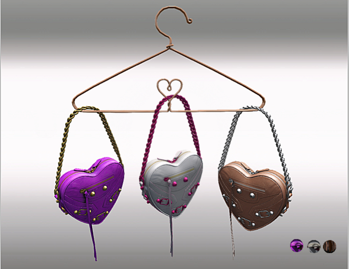 Leather Bag Heart & Chain with 10x Animation Multicolor6 HUD