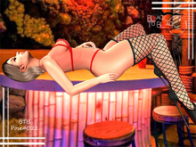 BTB Store Pose#022