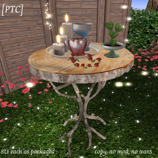 [PTC] Side Table - Love (add or rezz)