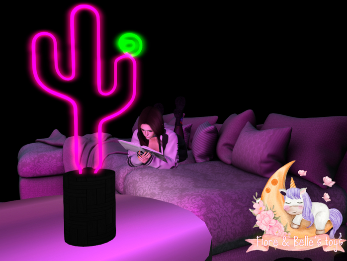 Fiore's & Belle's Toys cactus Lamp PINK & GREEN 