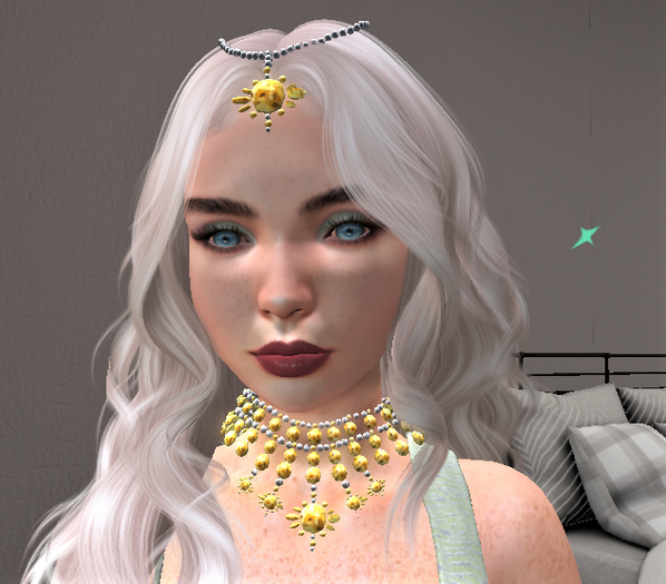 Sun necklace and head dress