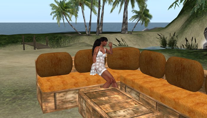 Sofa 5 seats gold