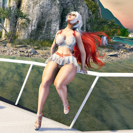 BB Sun Lover Pose - F