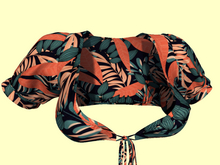 ! ! NB - Tied Crop Palms 3