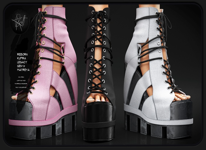 : CULT : Nila with HUD