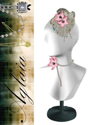 {*Aglaia*} Cherry Boxed