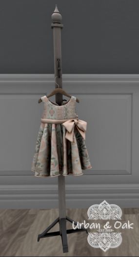 {U&O} Girls Coat Rack
