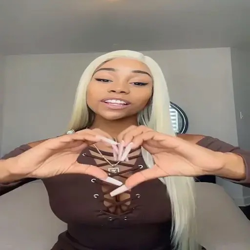 PinkyDoll YES YES YES <3