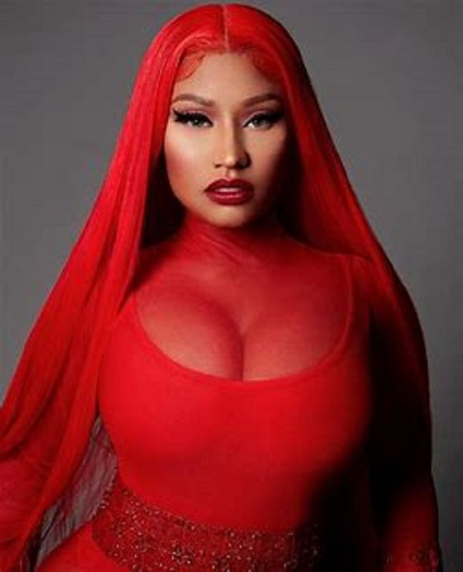 nicki minaj gesture