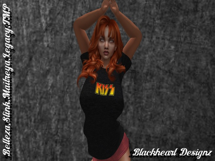 **Woman's Kiss Rock T-Shirt** 