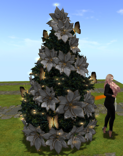 21 xmas tree with white poinsettias