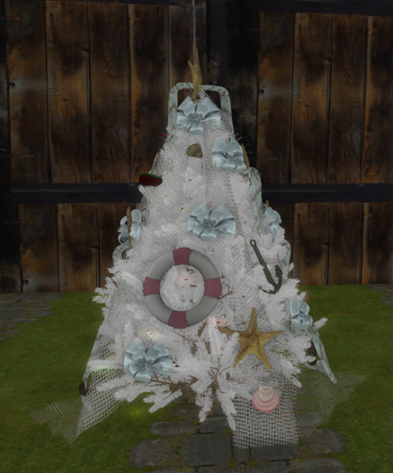 21 christmas tree  beach