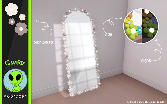 Gnarly. - Clay Flower Mirror - Beiges V1