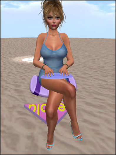 *BEHOLD* Designs: Manicure Seat