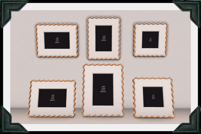 floorplan. wavy frame / copper [box]