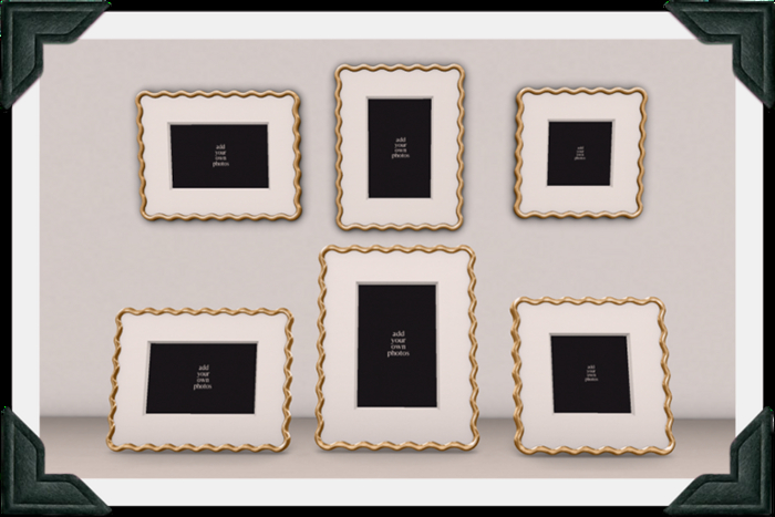 floorplan. wavy frame / gold [box]