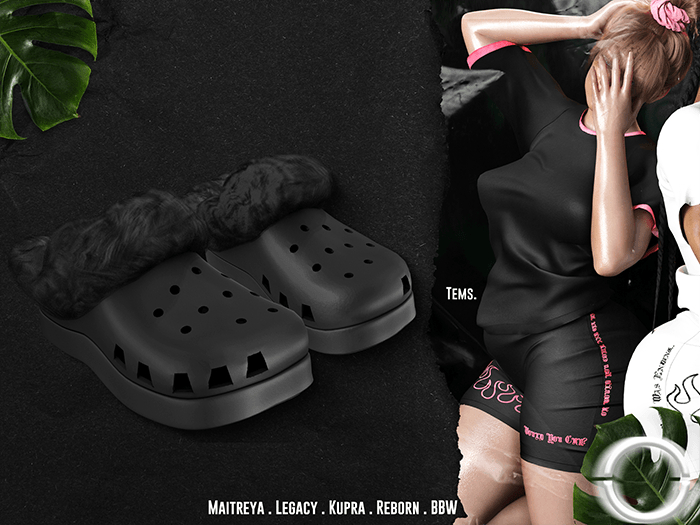 O U T R É  //  Tems Croks : Black