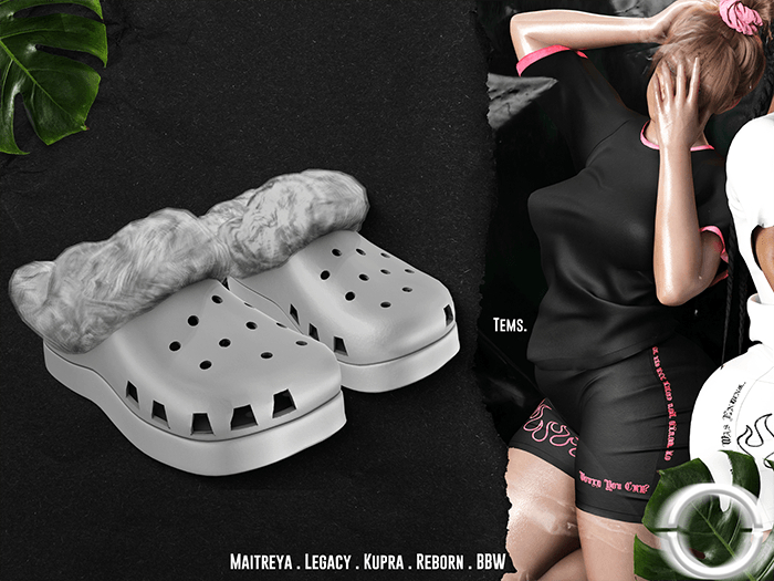 O U T R É  //  Tems Croks : Grey