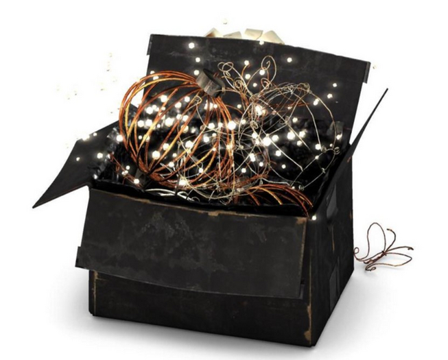 11_8f8 - Retracing Joy - Magic Essentials Box