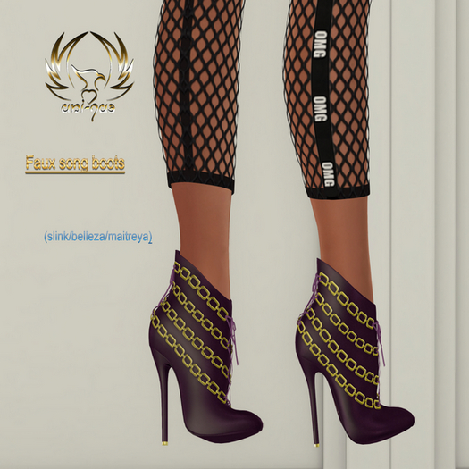 Uni-qu3 Faux song boots  