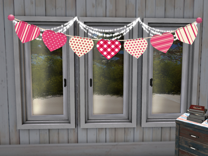 VALENTINE GARLAND....ANIMATED