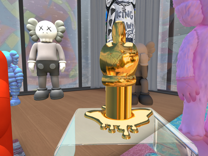 Hollyhood Hypebeast Sculpture - FYOU