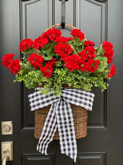 DFS Flowers - Geranium Basket