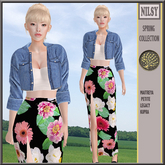 CROPPED JEAN JACKET WITH TOP&FLORAL SLIT SKIRT