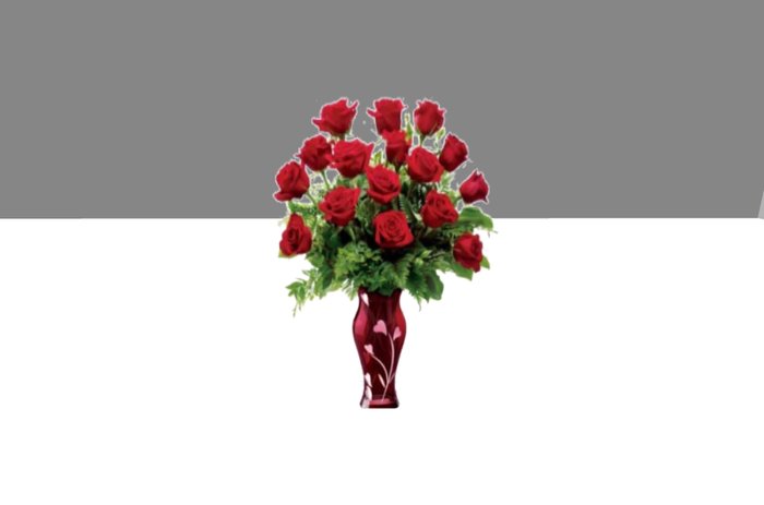 BUNCH OF ROSES FOR THE TABLE