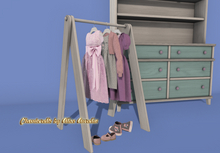 9. NACH Clara Clothing Rail