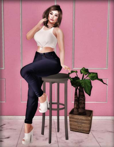  Pose 11
