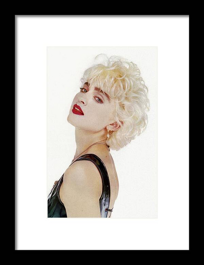 .:Serenity.Bates.: Canvas Madonna