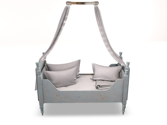 tarte. canopy daybed RARE