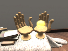 Sculpture main T1 T2