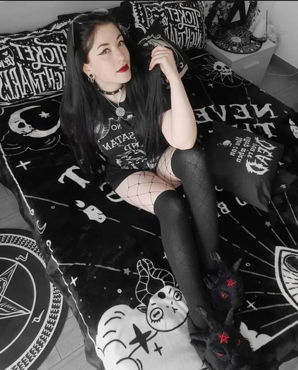 goth poster 90