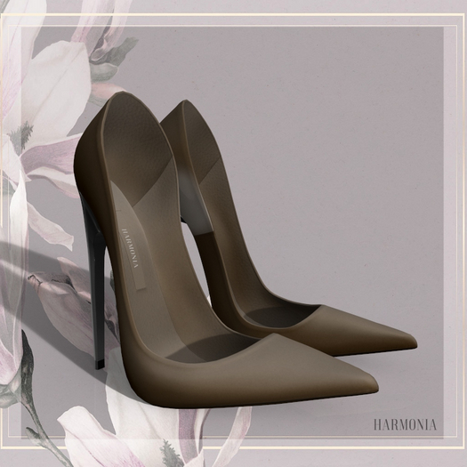 REBORN Pointed Pumps