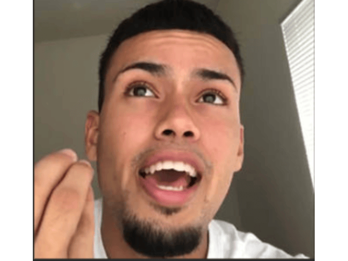 'Chupapi Muneno' Gesture