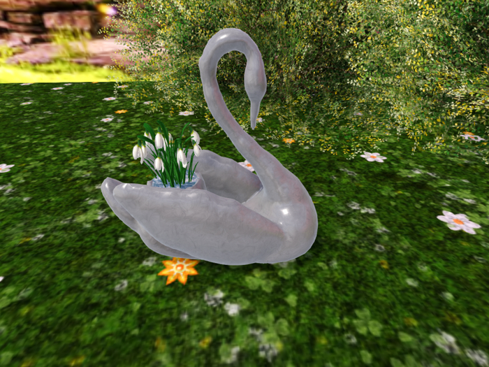 Silver Swan with Snowdrops
